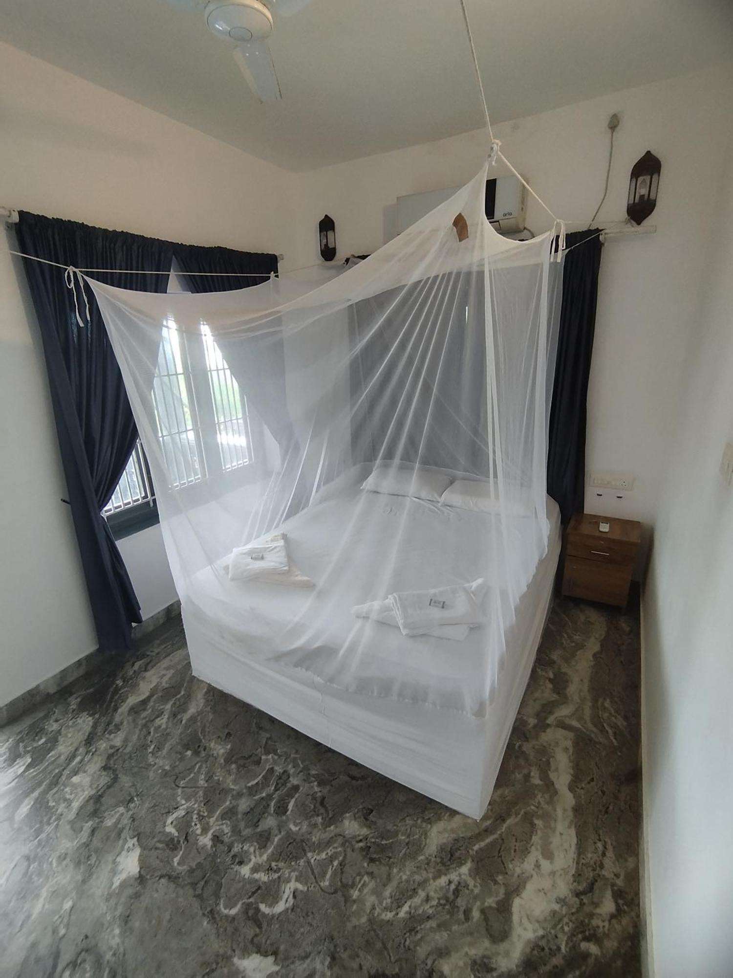 The First Place Yogaresort, Odayam วาร์คาลา ภายนอก รูปภาพ