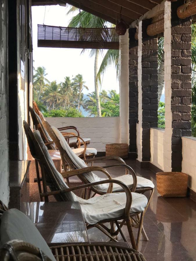 The First Place Yogaresort, Odayam วาร์คาลา ภายนอก รูปภาพ