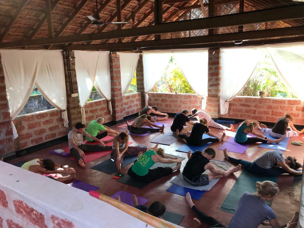 The First Place Yogaresort, Odayam วาร์คาลา ภายนอก รูปภาพ